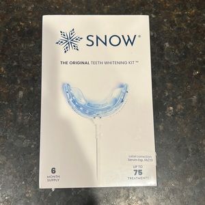 SNOW Teeth Whitening kit **BRAND NEW**